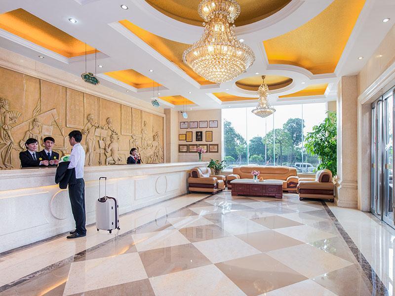 Vienna Hotel Shenzhen Shangjin Center Exterior foto